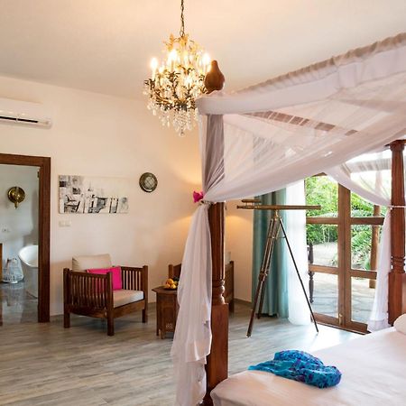 Tikitam Palms Boutique Hotel Понгве Екстериор снимка